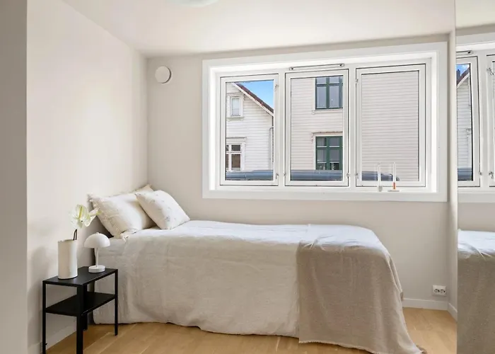 Daire Modern 3-bedroom In The Heart Of *